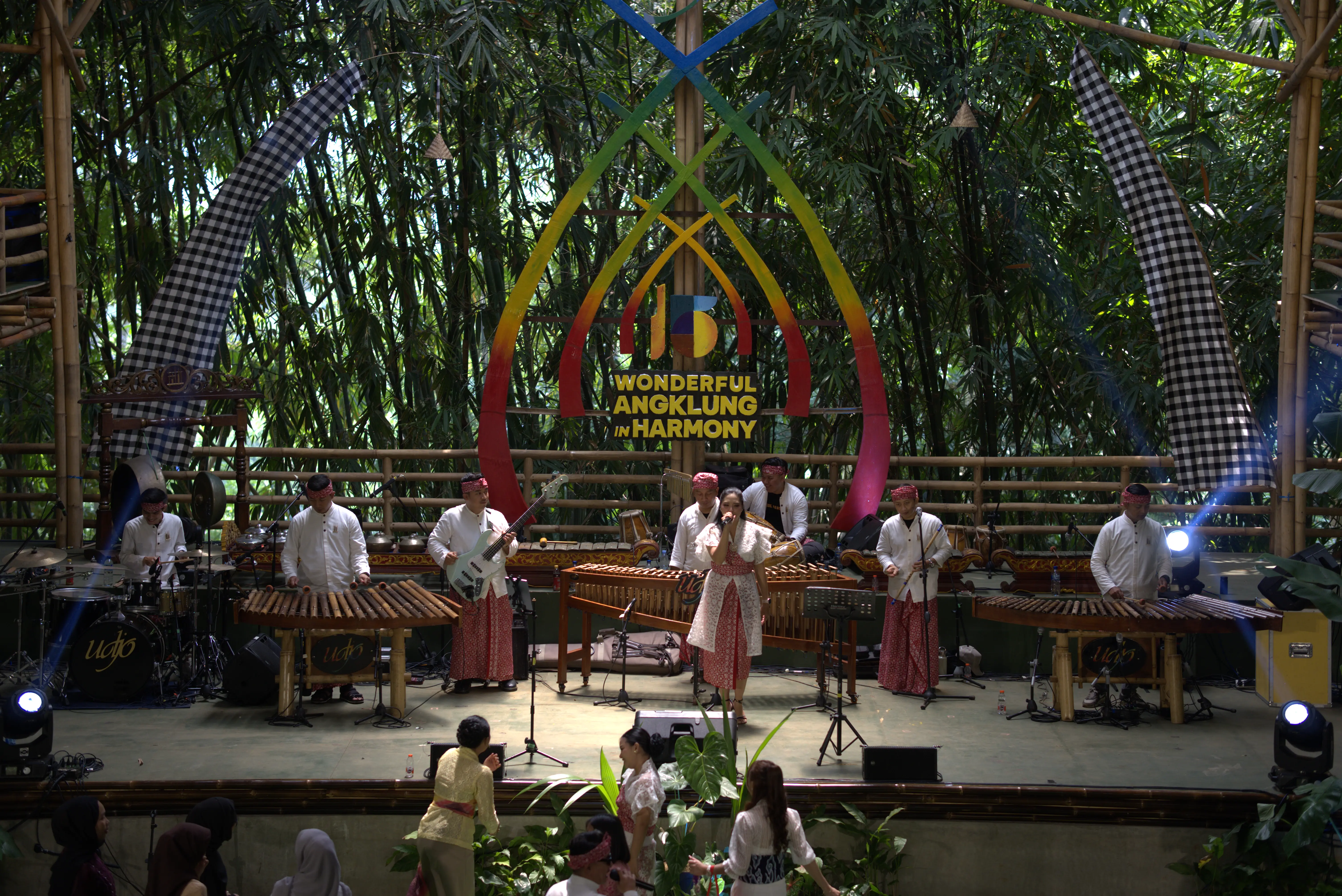 Arumba Performance